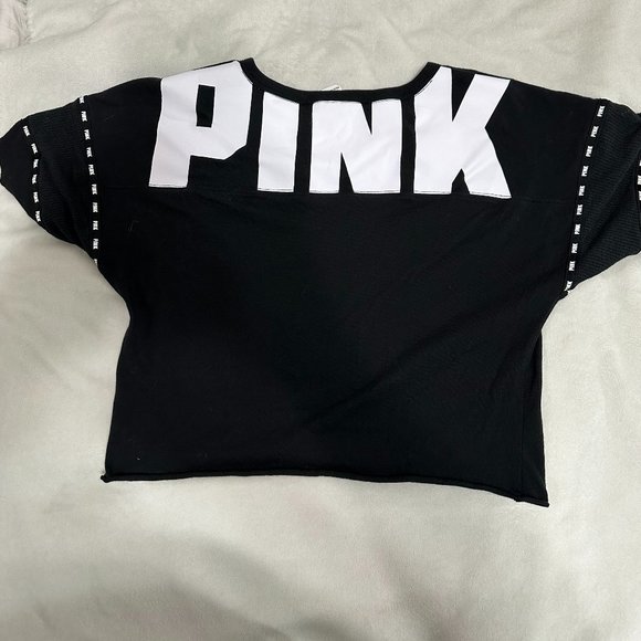 PINK XS Short Sleeved Oversized Crop - Picture 2 of 7